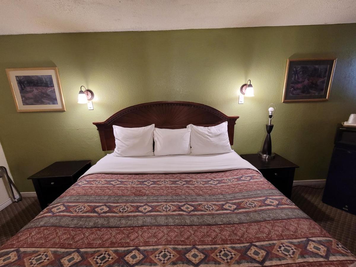 Travelors Lodge Motel & Rv Park Us-287&Us-96 Eads Dış mekan fotoğraf